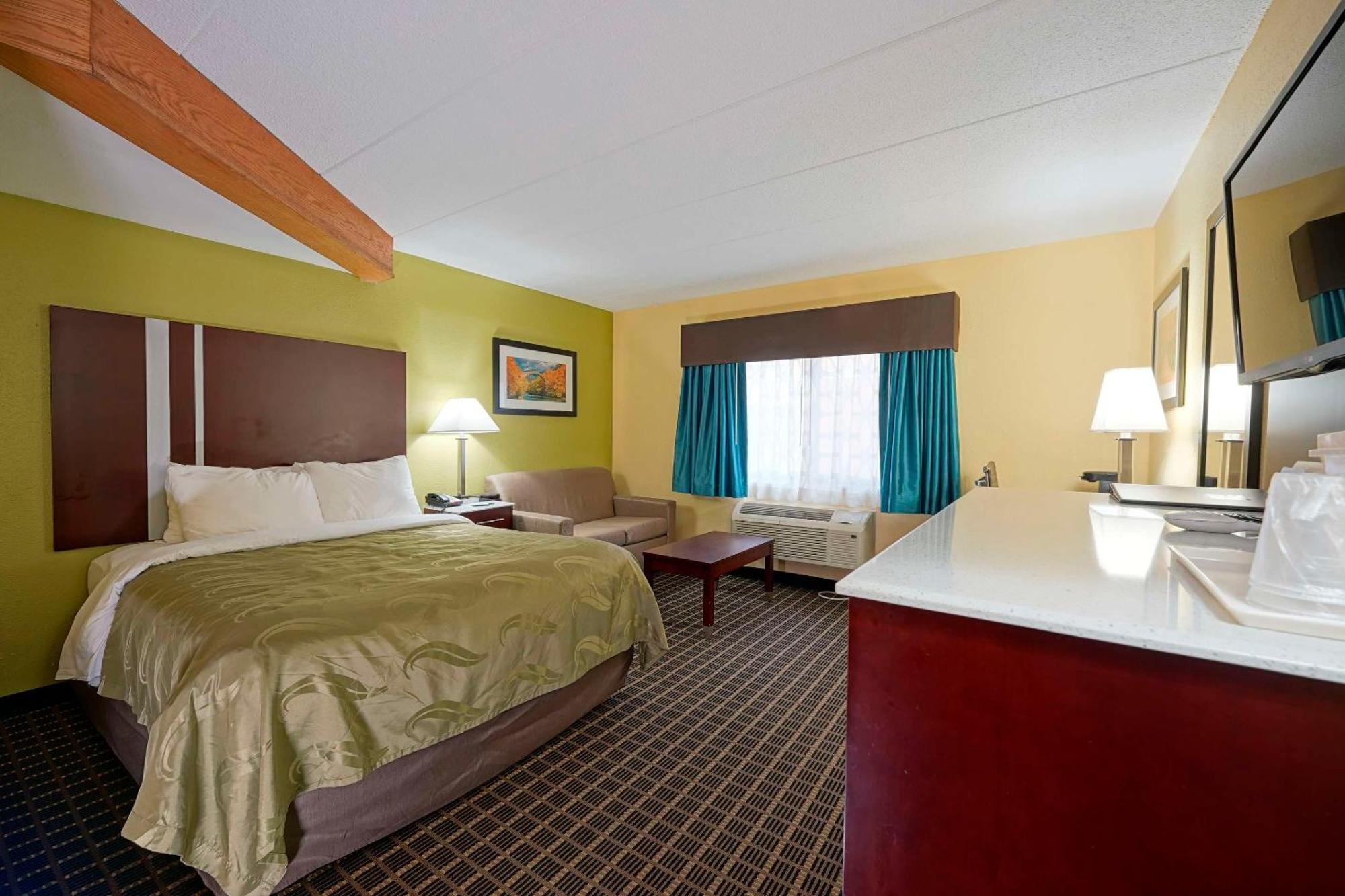 Quality Inn & Suites Harrington - Milford Buitenkant foto